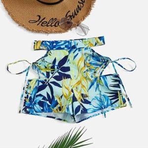 Tropical Print Cut Out Shorts Sz 6